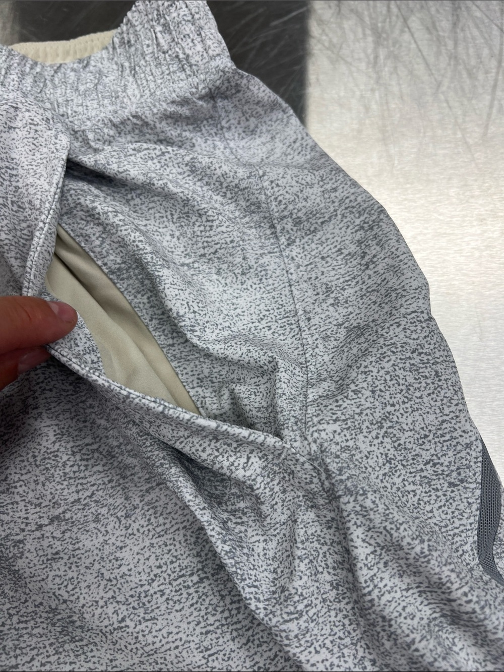 lululemon athletica Gray Marbled Athletic Shorts XXL - Picture 7 of 14